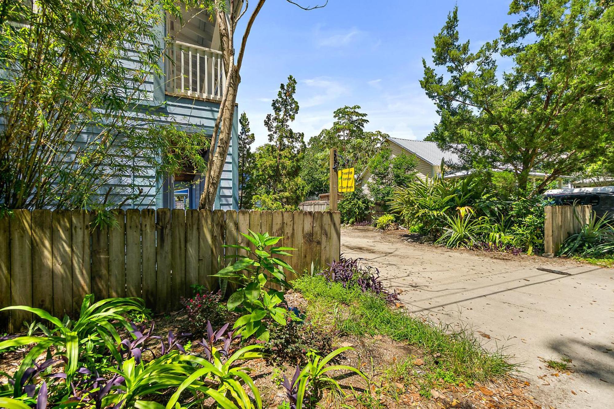 Treetop Cottage - 3 Blocks From Historic District St. Augustine Exterior photo